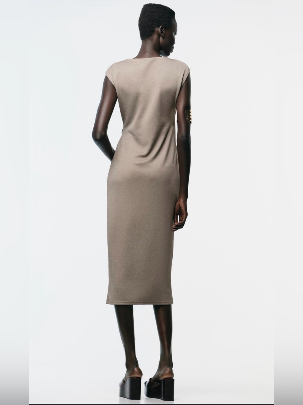 Zara dress - Picture 4 of 5
